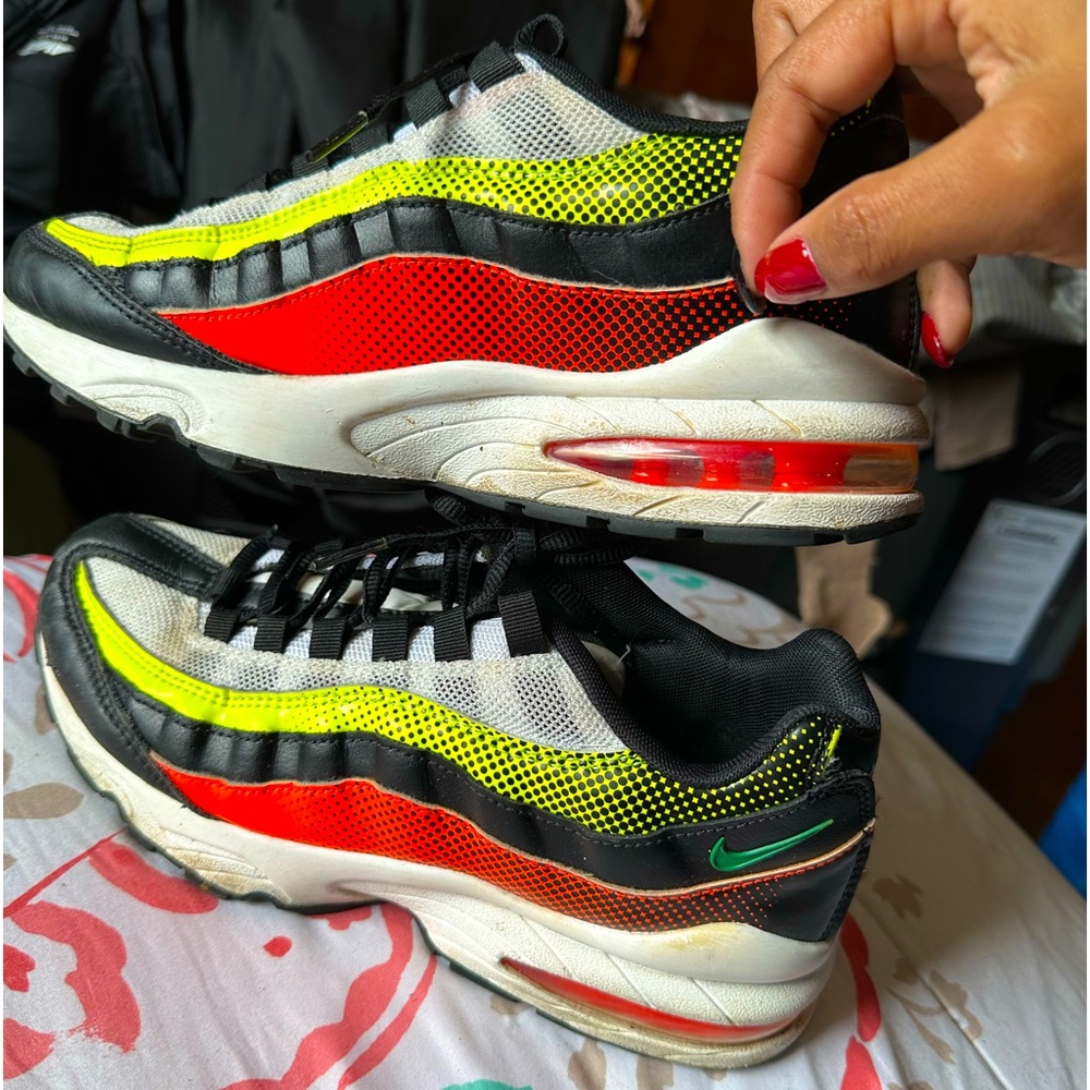 Nike Air Max 95 size 7 Retro Future